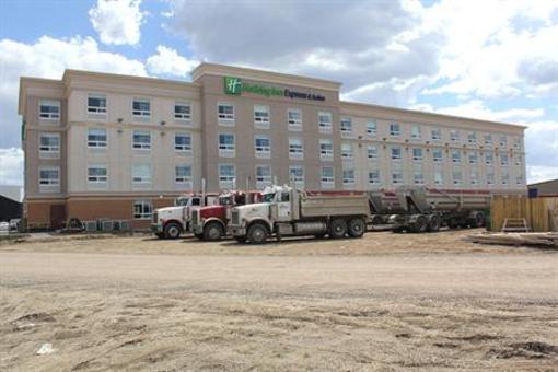 фото отеля Holiday Inn Express Hotel & Suites Bonnyville