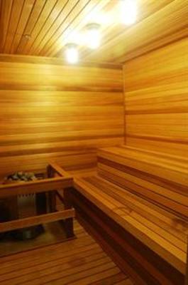 фото отеля Holiday Inn Express Hotel & Suites Bonnyville