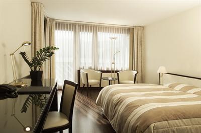 фото отеля Seehotel Sternen Horw