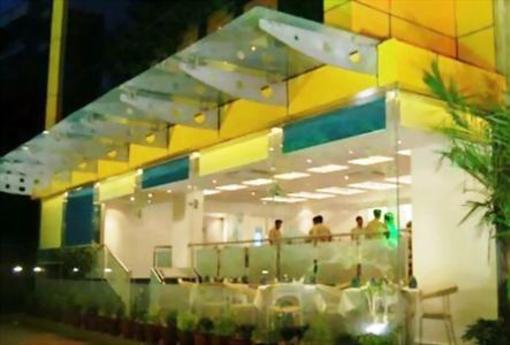 фото отеля Privilege Inn Mumbai