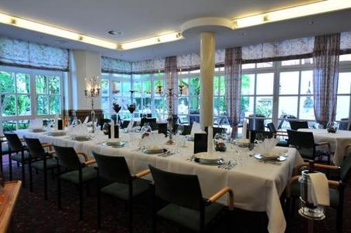 фото отеля Flair Hotel Waldkrug Delbrück