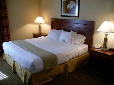 фото отеля Holiday Inn Express Hotel & Suites Bloomington Normal