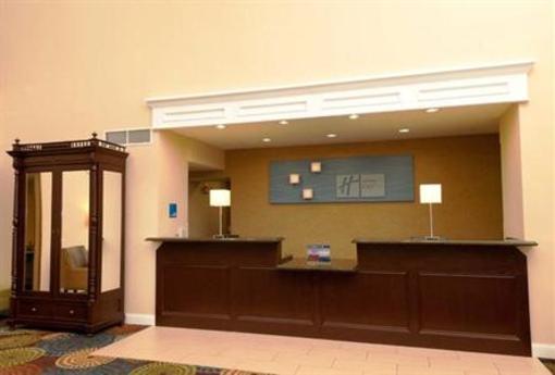 фото отеля Holiday Inn Express Hotel & Suites Bloomington Normal