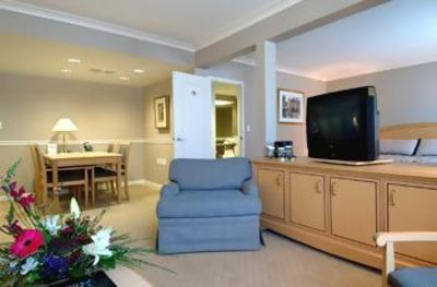 фото отеля Ramada Limited Grand Forks