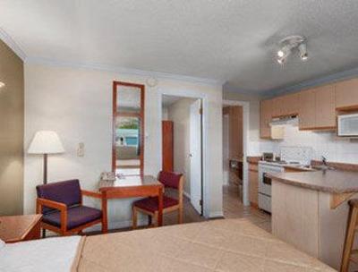 фото отеля Ramada Limited Grand Forks