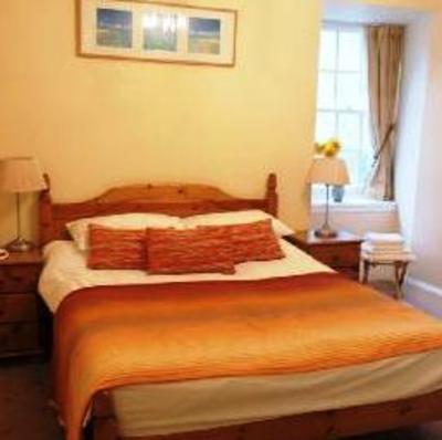 фото отеля Royal Mile Apartment Edinburgh