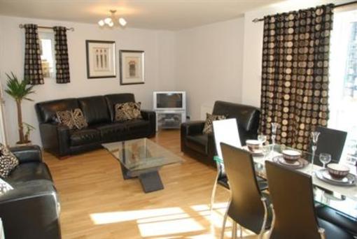 фото отеля Edinburgh Pearl Apartments Lochrin