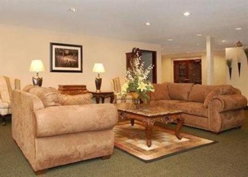 фото отеля Quality Inn & Suites Durham (North Carolina)