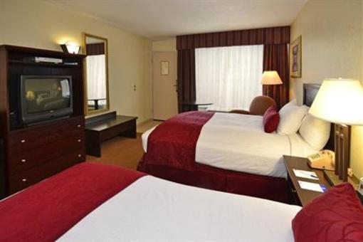 фото отеля BEST WESTERN PLUS Mountain Lodge at Banner Elk