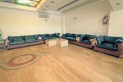 фото отеля Hotel Neelkanth Blues Ahmedabad