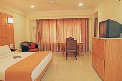 фото отеля Hotel Neelkanth Blues Ahmedabad