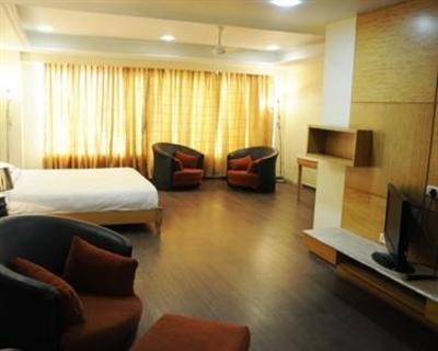 фото отеля Hotel Neelkanth Blues Ahmedabad
