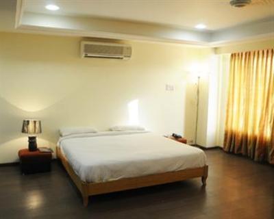 фото отеля Hotel Neelkanth Blues Ahmedabad
