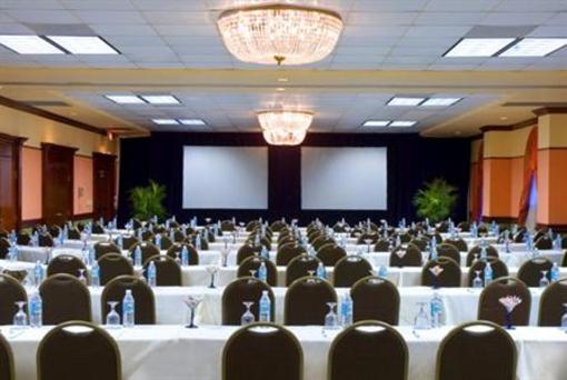 фото отеля Sheraton Suites Cypress Creek Ft. Lauderdale
