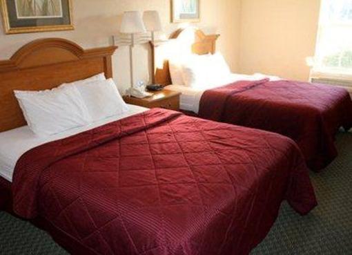 фото отеля Comfort Inn & Suites Chesterfield