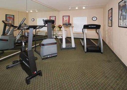 фото отеля Comfort Inn & Suites Chesterfield