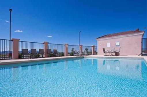 фото отеля Holiday Inn Express Hotel & Suites Willcox
