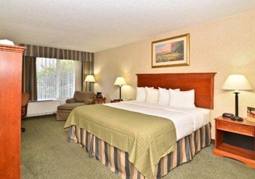 фото отеля Clarion Hotel Richmond Central
