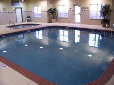 фото отеля Country Inn & Suites Kansas City at Village West