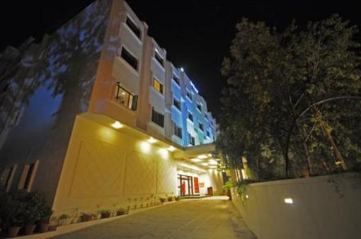фото отеля Hotel India International