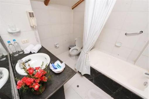 фото отеля Eureka Hotel Cusco