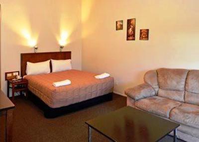 фото отеля Auckland Airport Inn