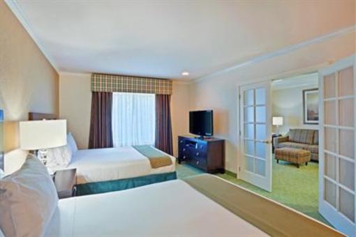 фото отеля Holiday Inn Express Puyallup (Tacoma Area)