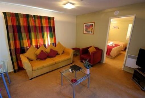 фото отеля Tussock Peak Motor Lodge