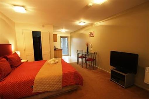 фото отеля Tussock Peak Motor Lodge