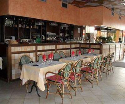 фото отеля Arcantis Hotel Bristol Carcassonne