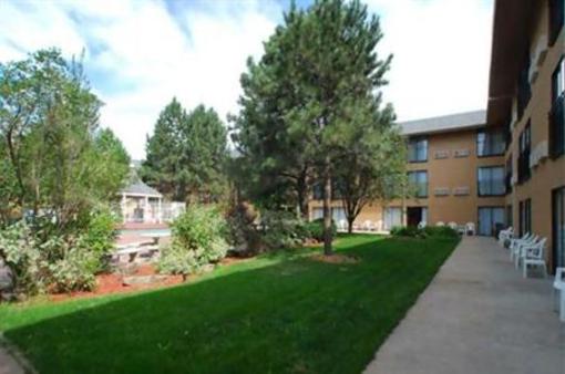 фото отеля Comfort Inn Airport Colorado Springs