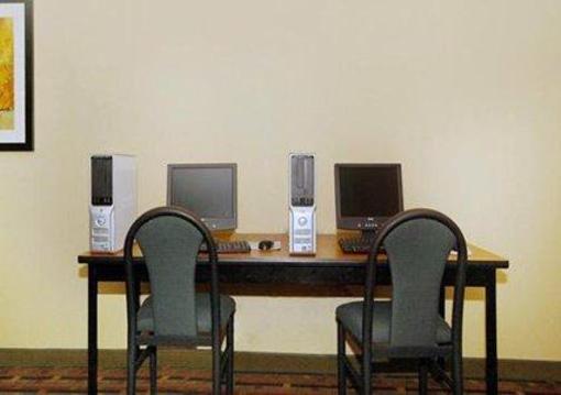 фото отеля Comfort Inn Airport Colorado Springs