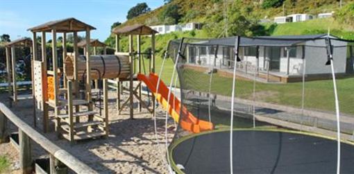 фото отеля Bowentown Beach Holiday Park Resorts Waihi Beach
