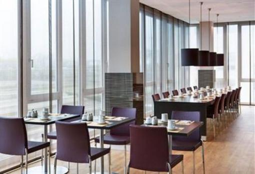 фото отеля Intercityhotel Darmstadt