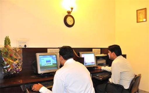 фото отеля Hotel Glitz Jaipur