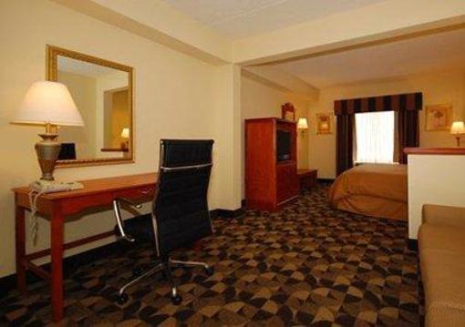 фото отеля Comfort Suites at Harbison