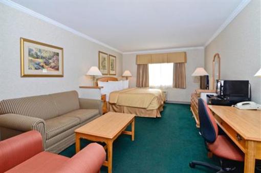 фото отеля Best Western Pioneer Inn & Suites Escanaba