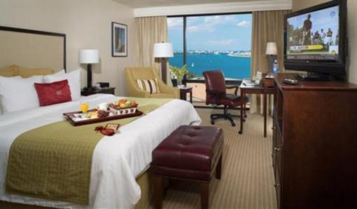 фото отеля Crowne Plaza Hotel Old Town Alexandria