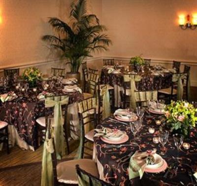 фото отеля Crowne Plaza Hotel Old Town Alexandria