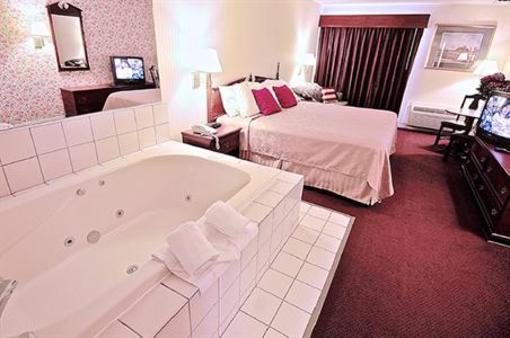 фото отеля Wintergreen Resort Wisconsin Dells