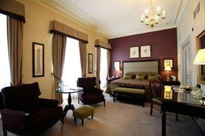 фото отеля The George Hotel Edinburgh