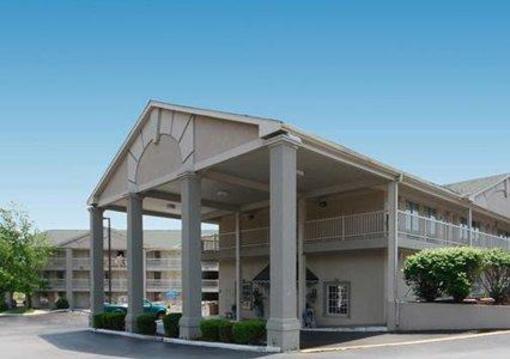 фото отеля Comfort Inn Nashville Demonbreun Street