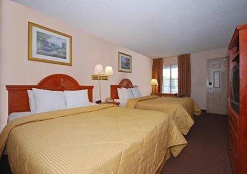 фото отеля Comfort Inn Nashville Demonbreun Street