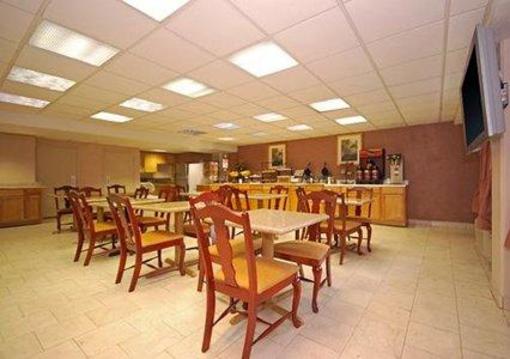 фото отеля Comfort Inn Nashville Demonbreun Street