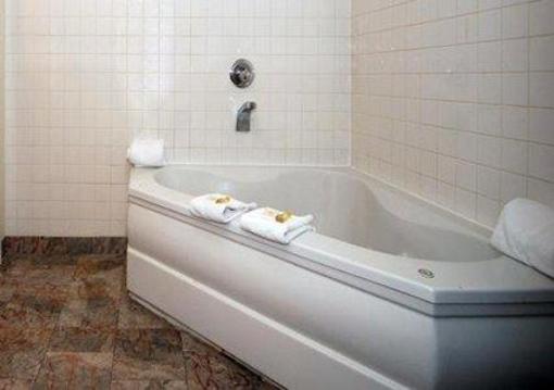 фото отеля Comfort Inn Nashville Demonbreun Street