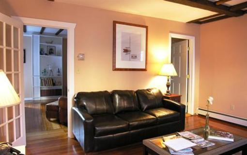фото отеля Pearls Boutique Hotel Newport