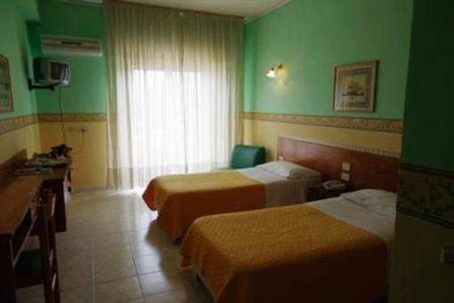 фото отеля Tennis Hotel