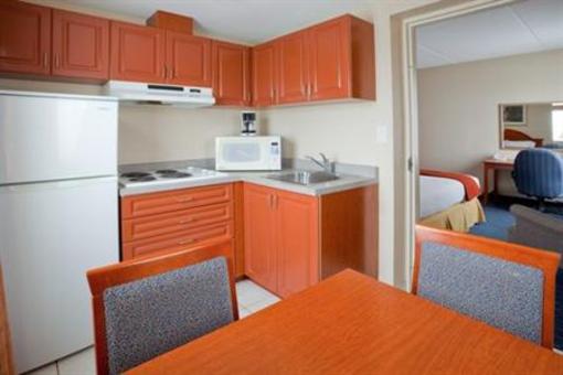 фото отеля Holiday Inn Express Barrie