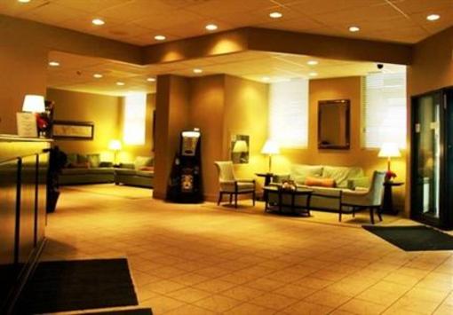 фото отеля Calgary Macleod Trail Travelodge Hotel