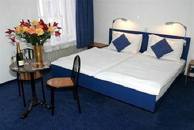 фото отеля Hotel Alpina Luzern